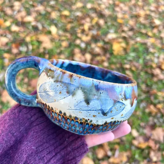 Mug Falling Leaves
